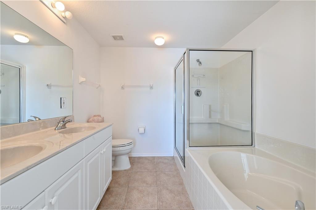 325 Dover PL Unit: I-203