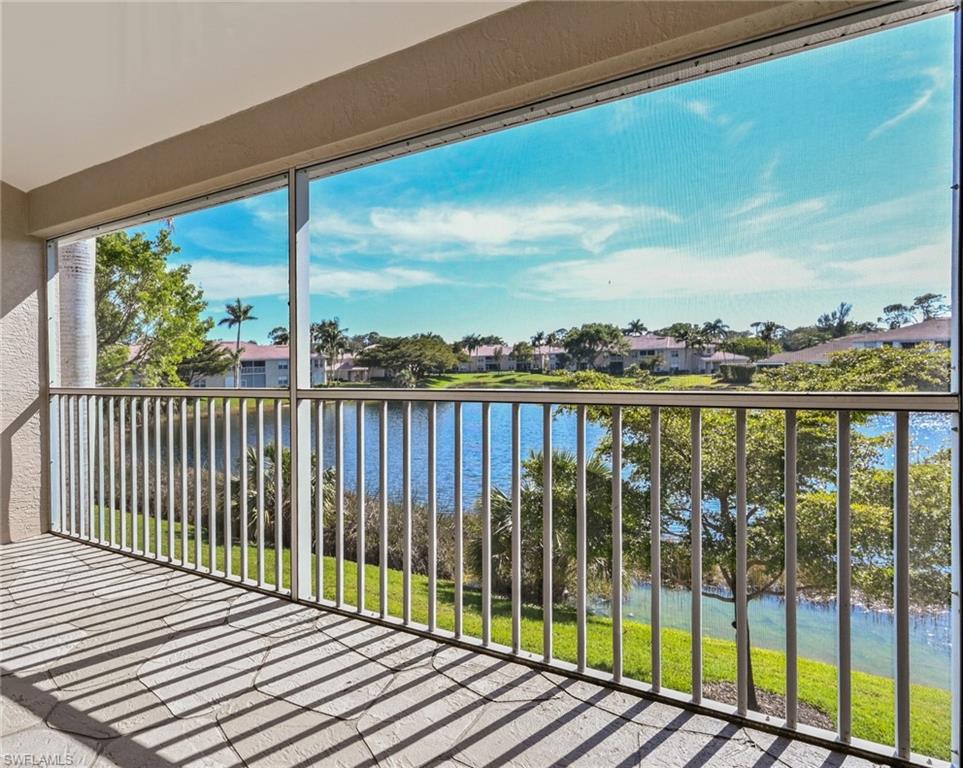 325 Dover PL Unit: I-203