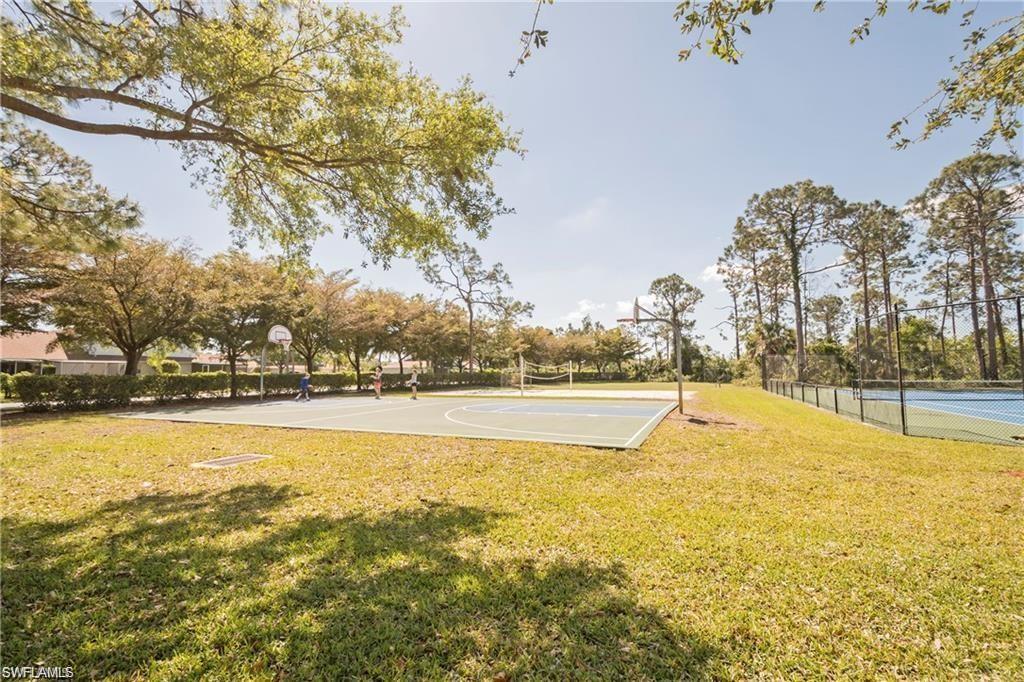 325 Dover PL Unit: I-203