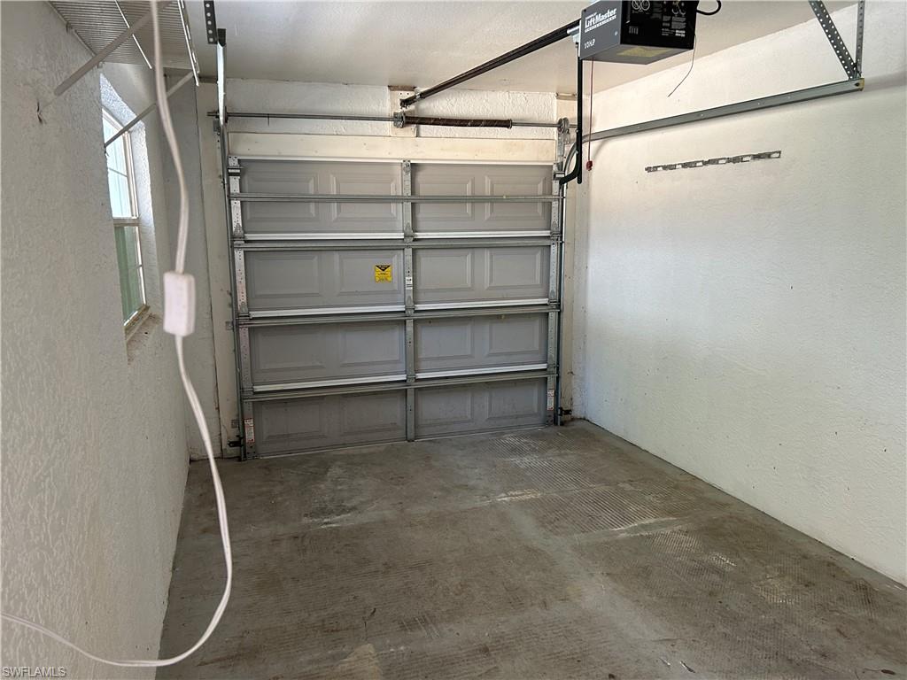 9578 Crescent Garden DR Unit: B-102