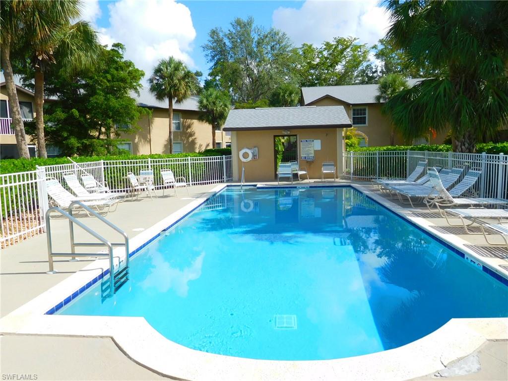 9578 Crescent Garden DR Unit: B-102