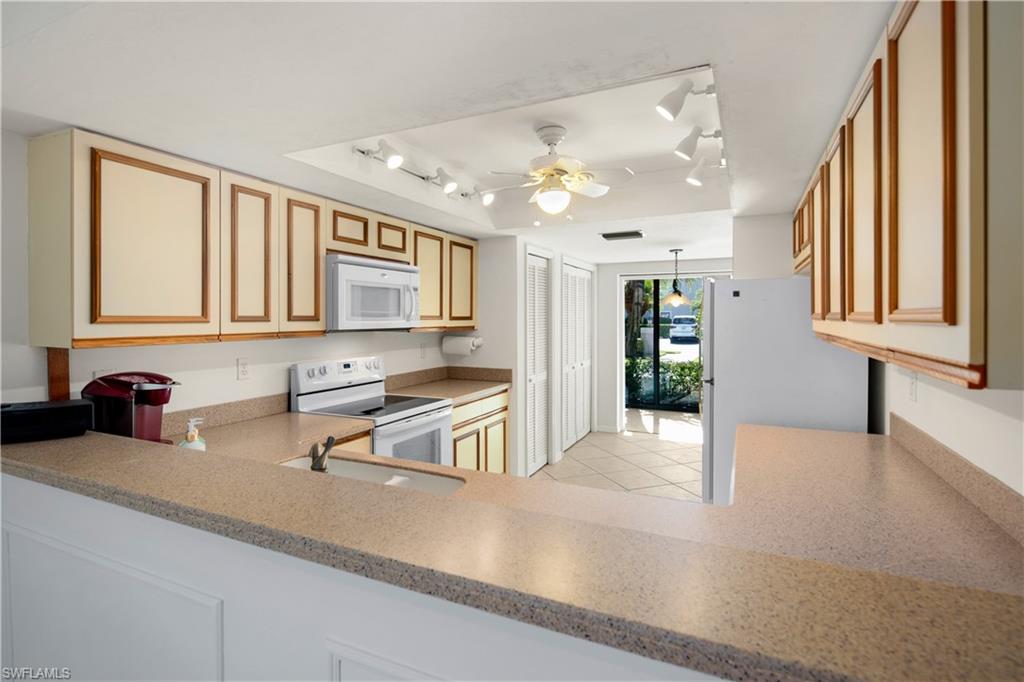 495 Veranda WAY Unit: A103