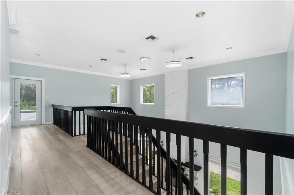 130 1st ST NW