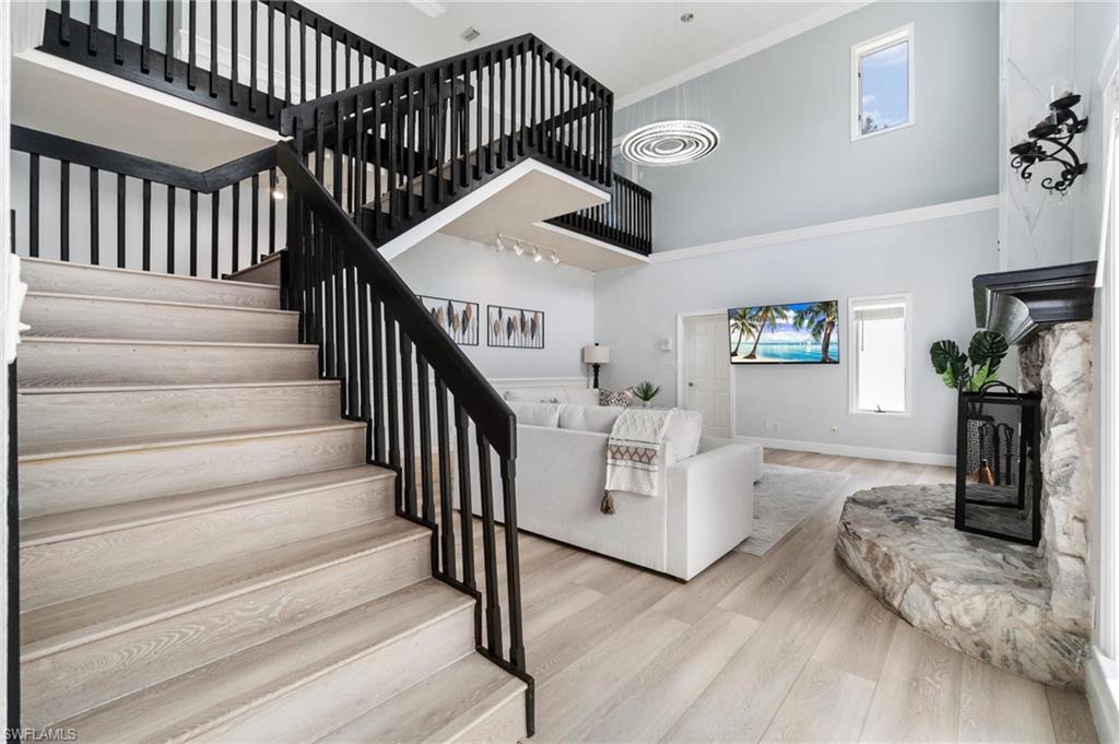 130 1st ST NW