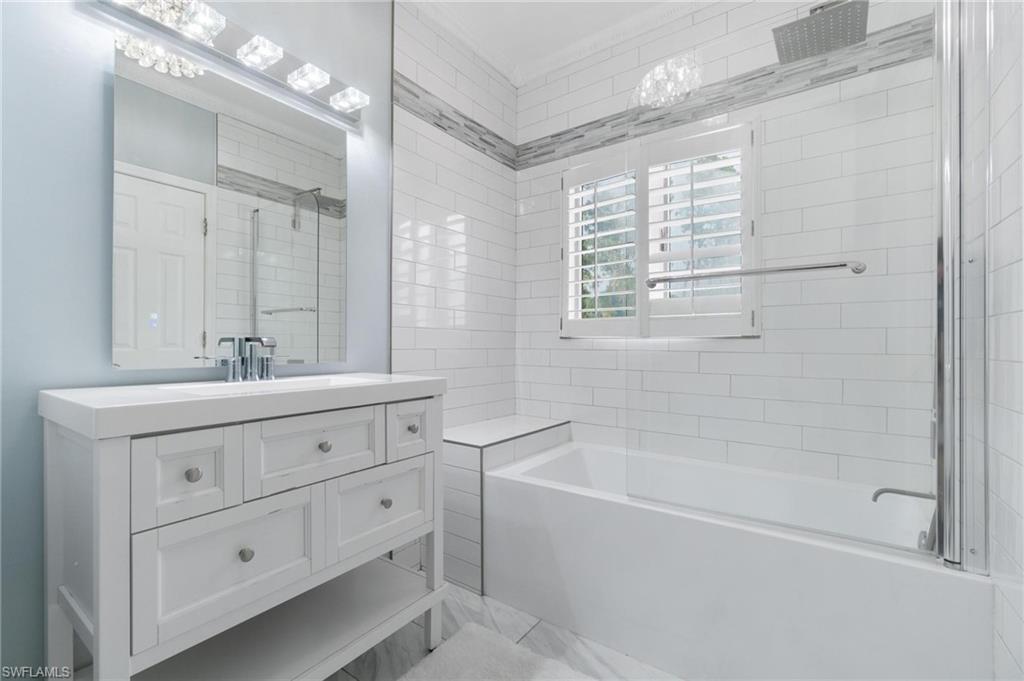 130 1st ST NW