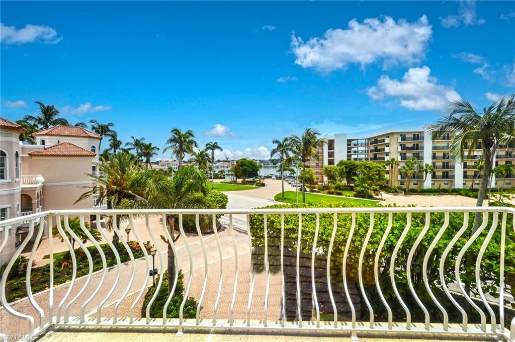 30 Casa Mar LN Unit: 2.01