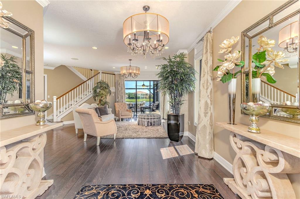 3821 Columbia CT