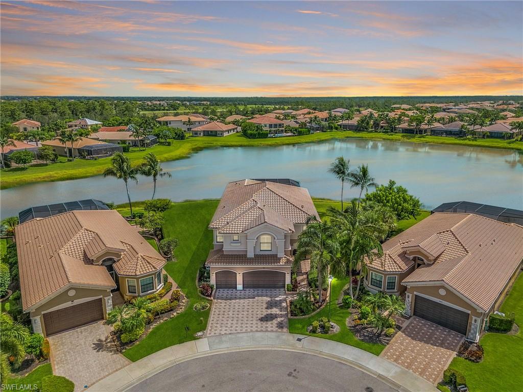 3821 Columbia CT