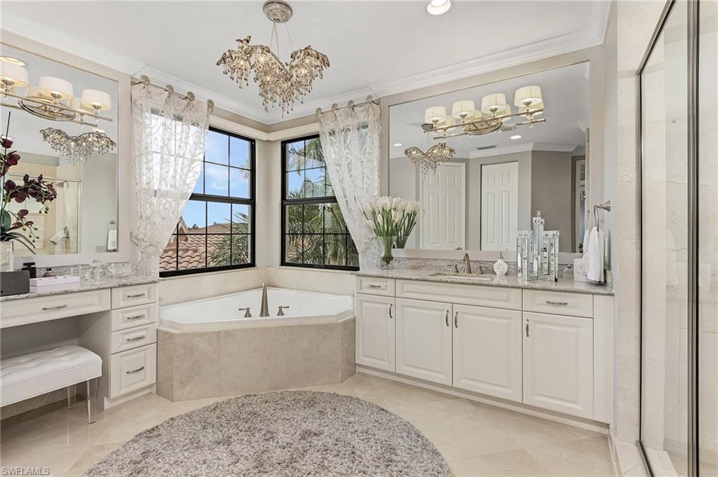 3821 Columbia CT