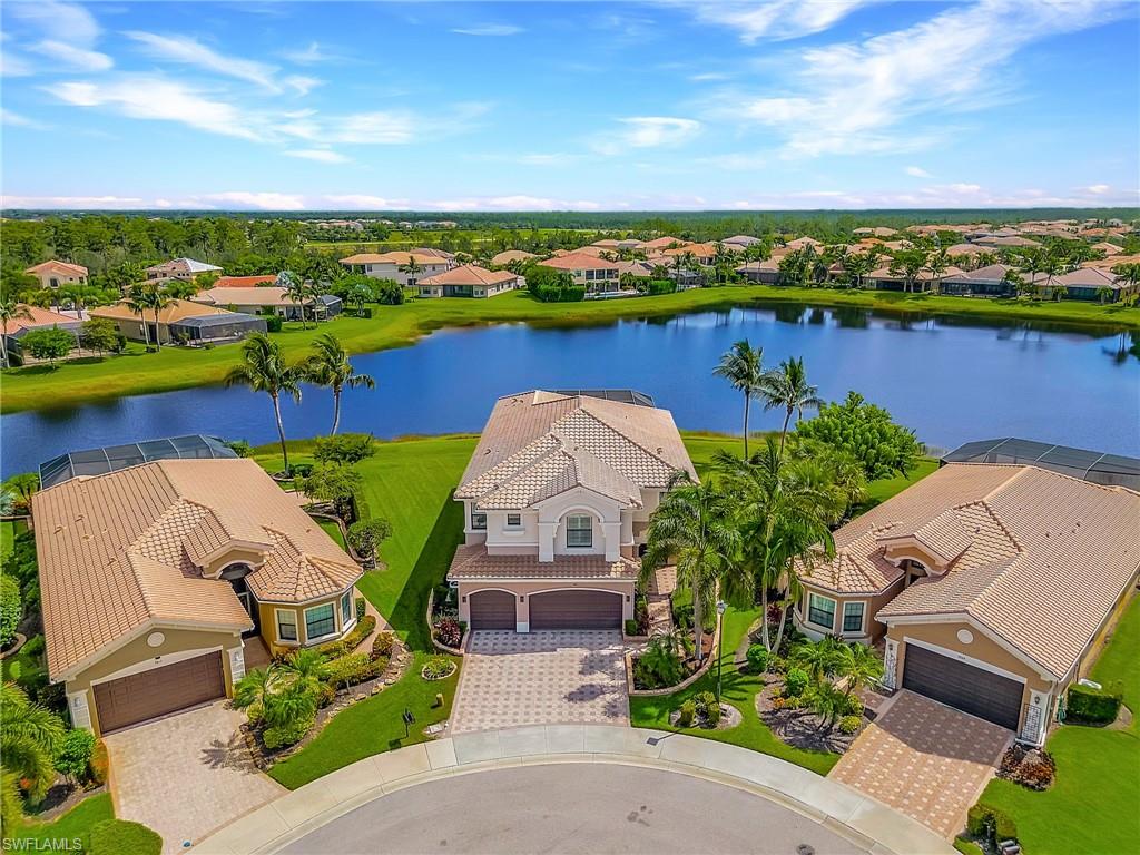 3821 Columbia CT