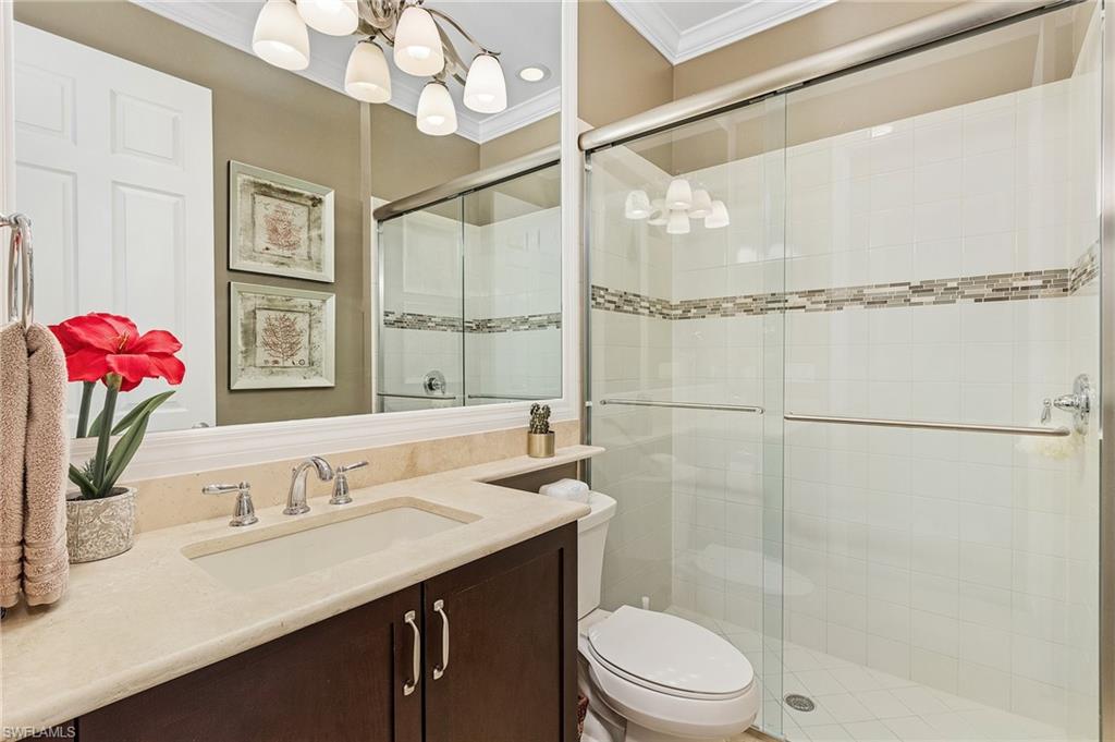 3821 Columbia CT