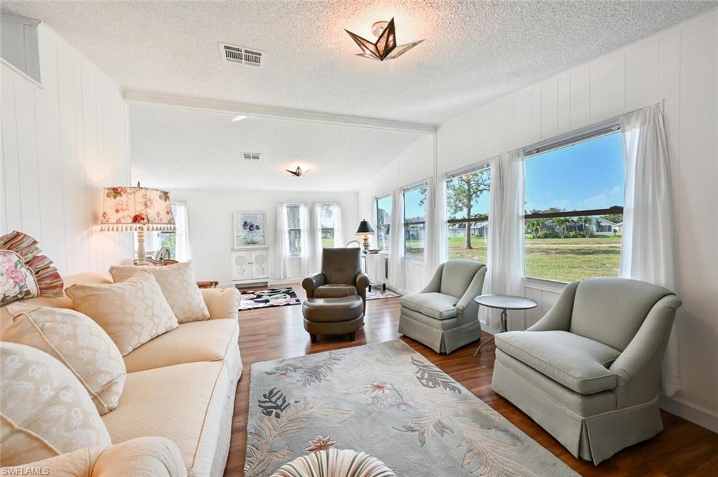 161 Belle Isle CIR