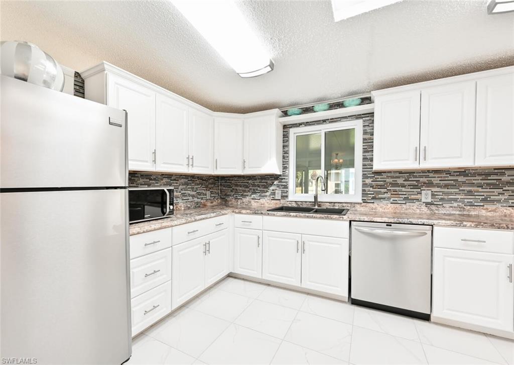 161 Belle Isle CIR