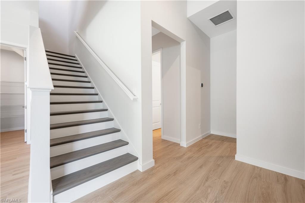 14544 Kingfisher LOOP