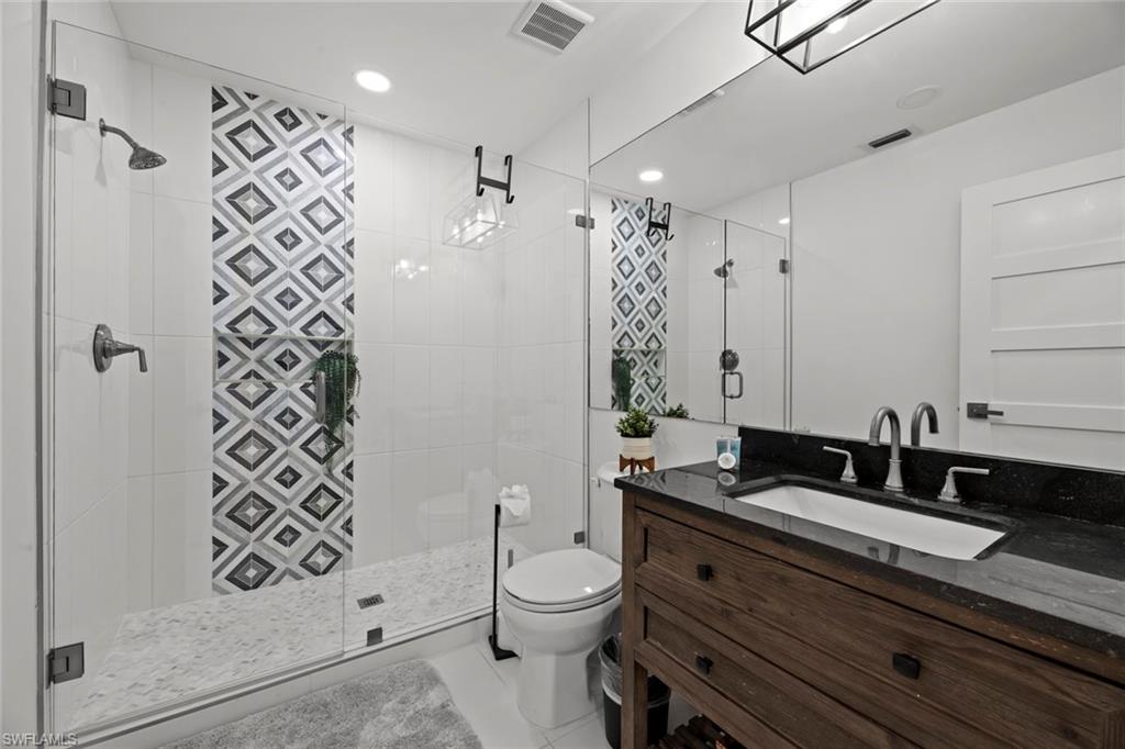651 Bridgeway LN Unit: 1