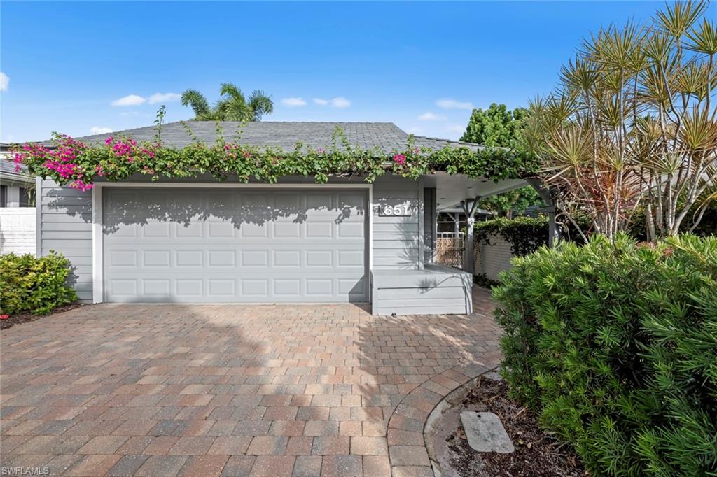 651 Bridgeway LN Unit: 1
