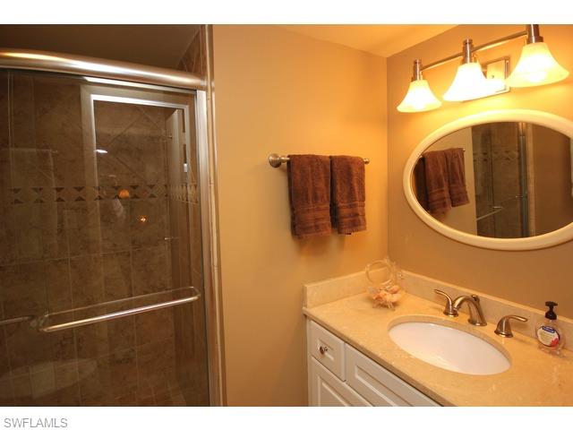 788 PARK SHORE DR Unit: B22