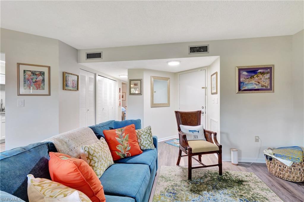 1506 Mainsail DR Unit: 10-A