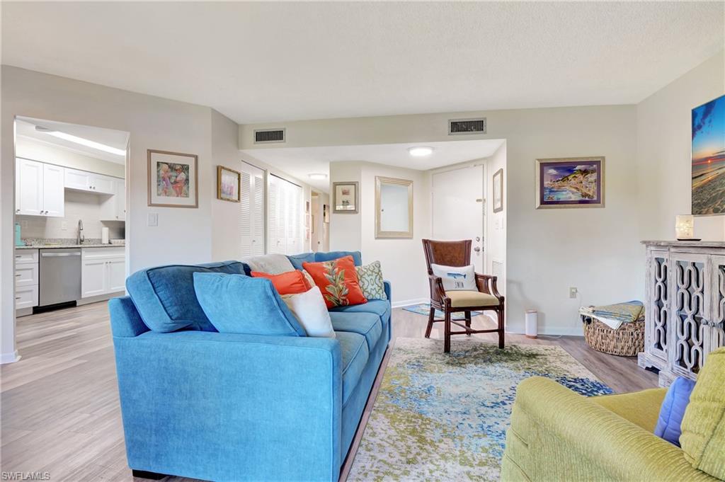1506 Mainsail DR Unit: 10-A