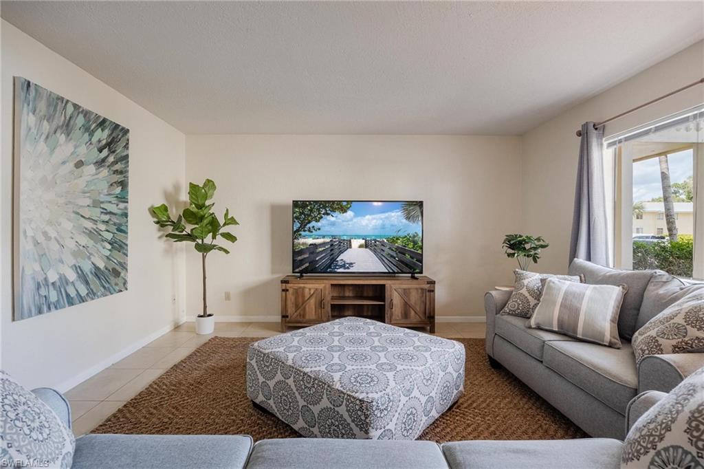 4635 Bayshore DR Unit: P2