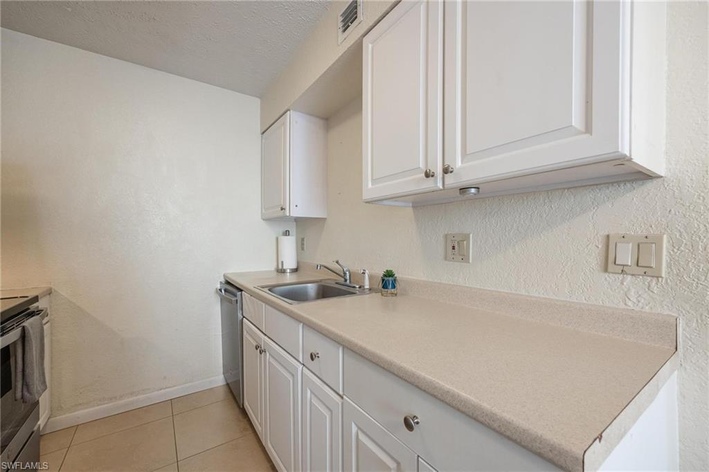 4635 Bayshore DR Unit: P2