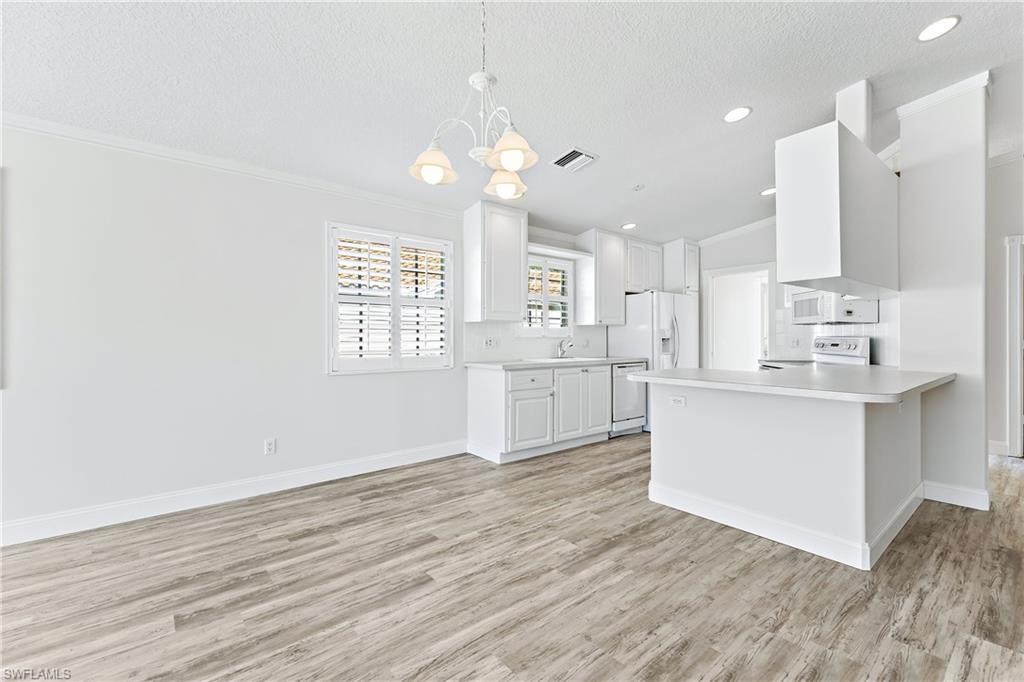 4201 Saint George LN