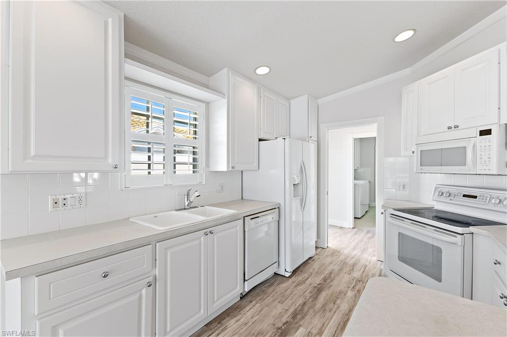 4201 Saint George LN