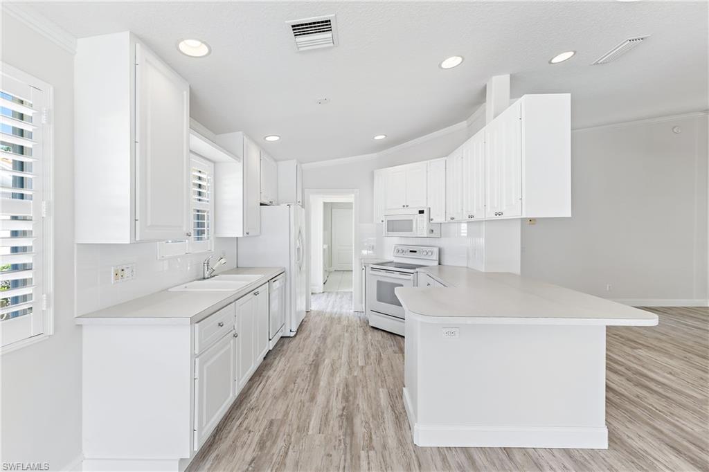 4201 Saint George LN