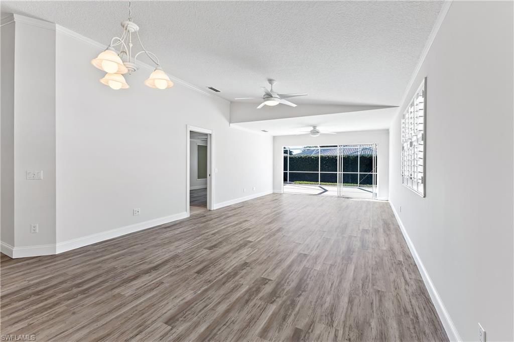 4201 Saint George LN