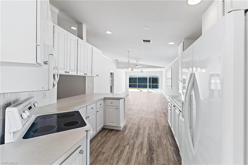 4201 Saint George LN