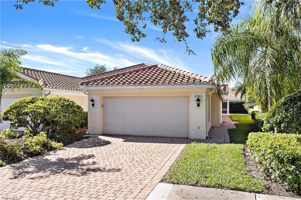 4201 Saint George LN