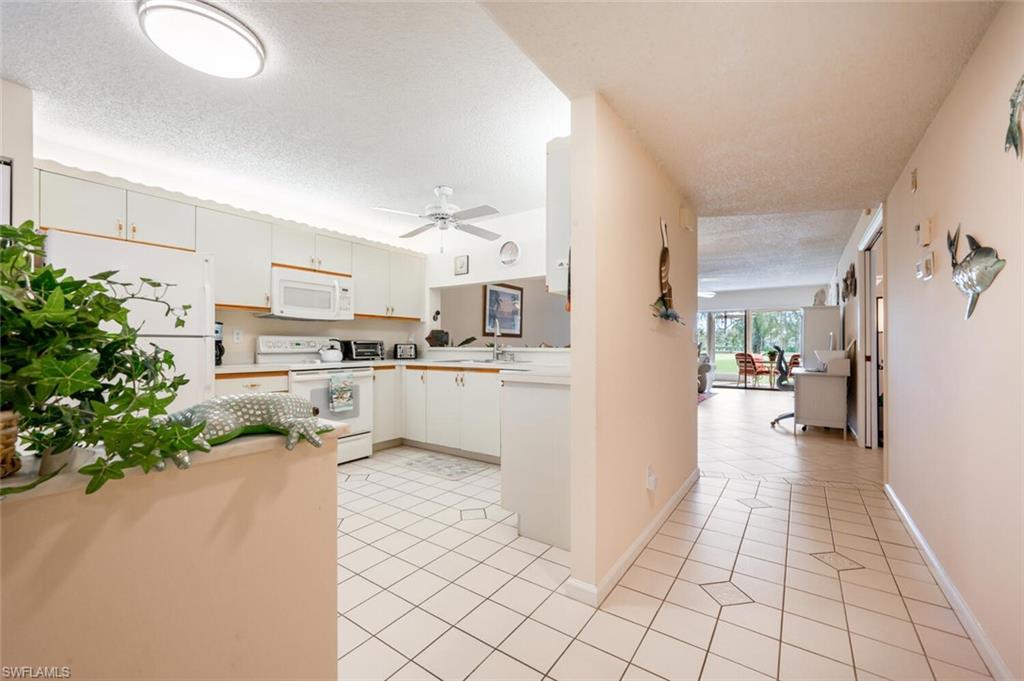 6700 Dennis CIR Unit: A-106