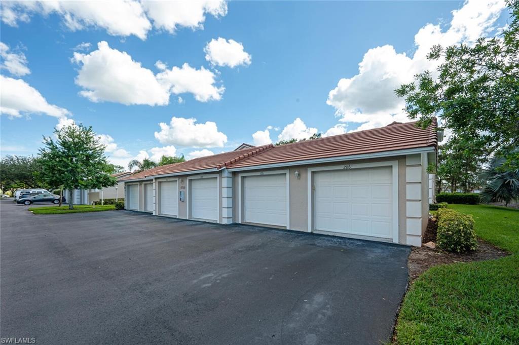 6700 Dennis CIR Unit: A-106