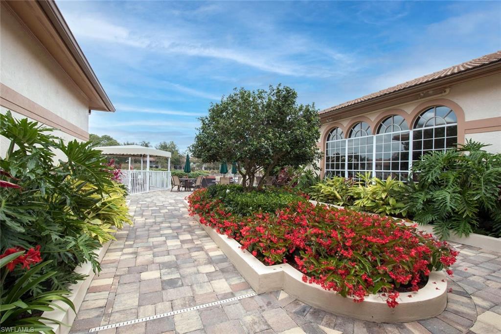 6700 Dennis CIR Unit: A-106