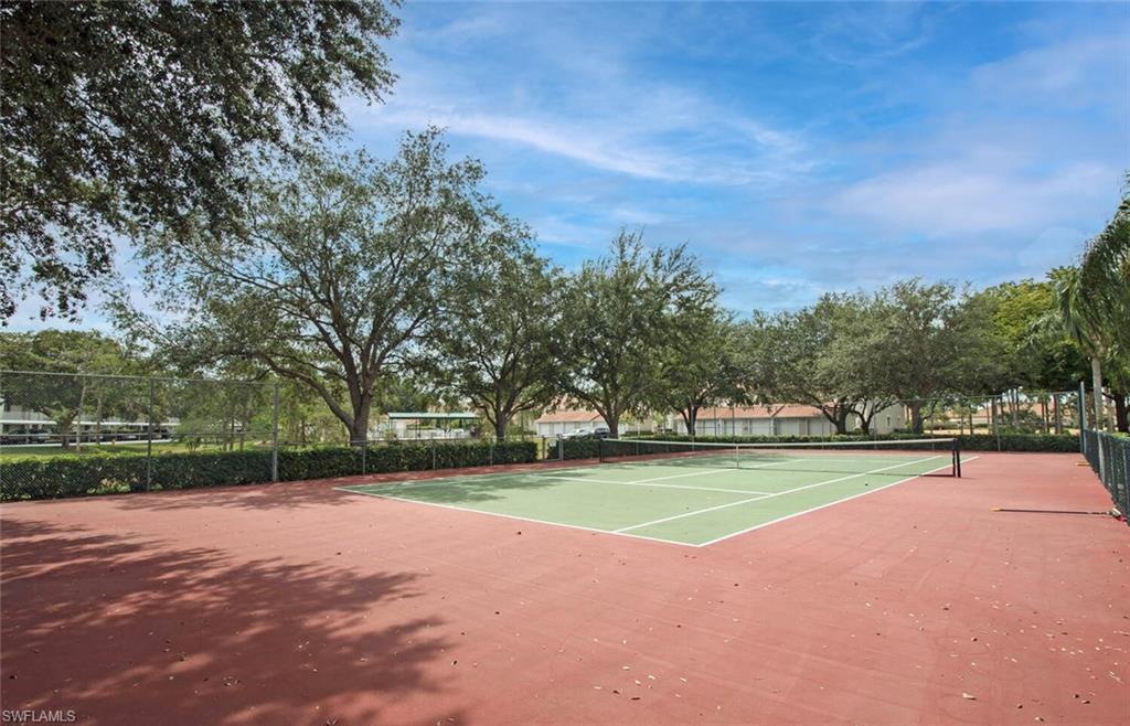 6700 Dennis CIR Unit: A-106