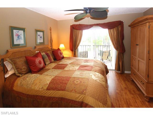 788 PARK SHORE DR Unit: B22