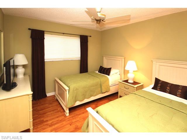 788 PARK SHORE DR Unit: B22