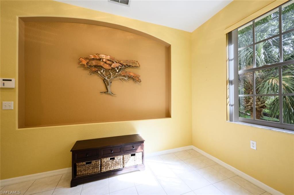 4863 Hampshire CT Unit: 4-107