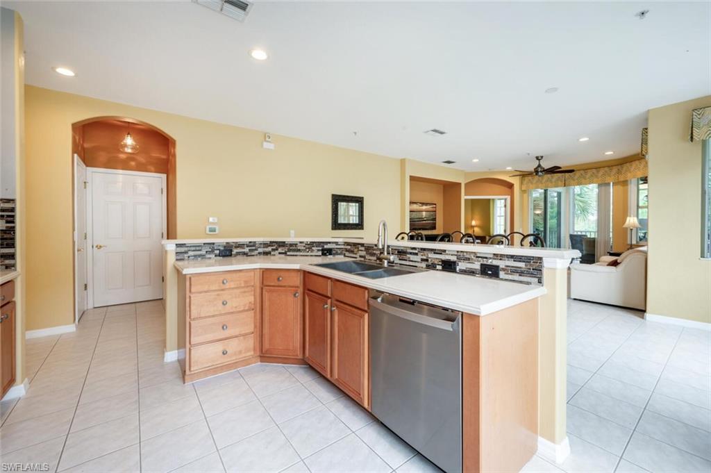 4863 Hampshire CT Unit: 4-107