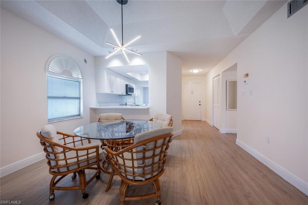 909 Augusta BLVD Unit: 909-8