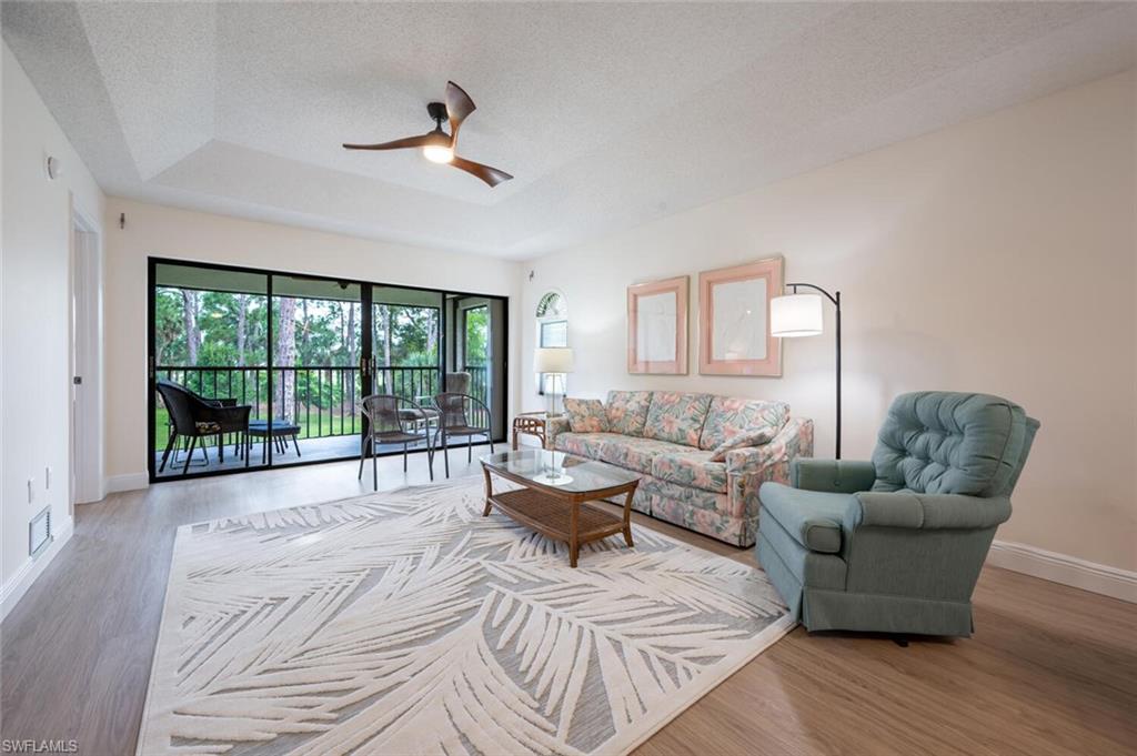 909 Augusta BLVD Unit: 909-8