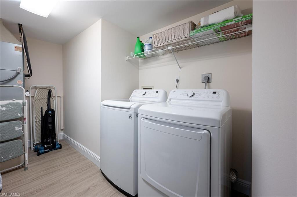 909 Augusta BLVD Unit: 909-8