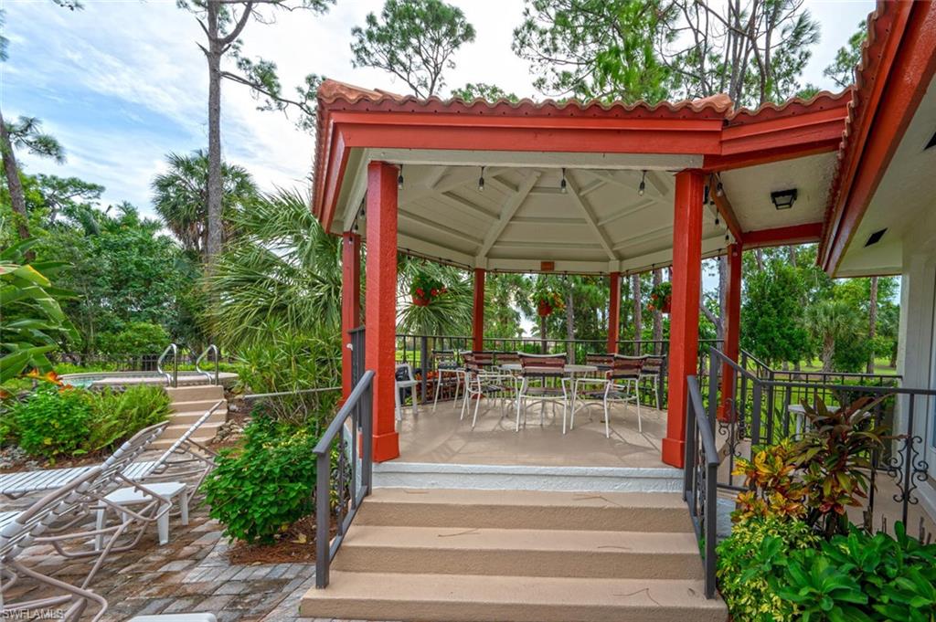 909 Augusta BLVD Unit: 909-8