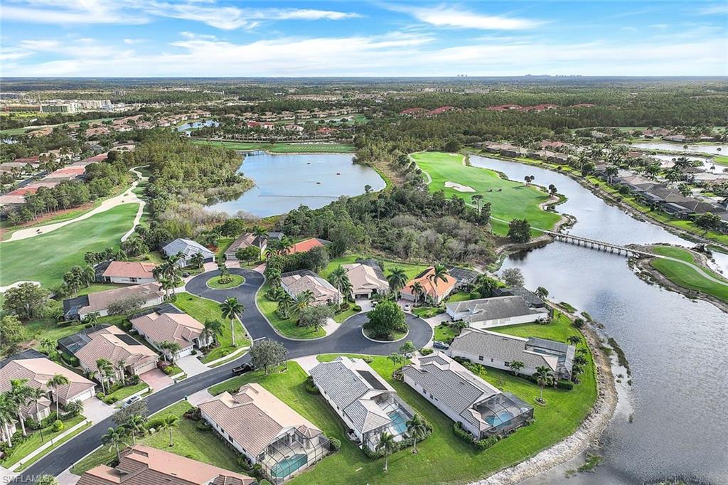 4913 Sedgewood LN