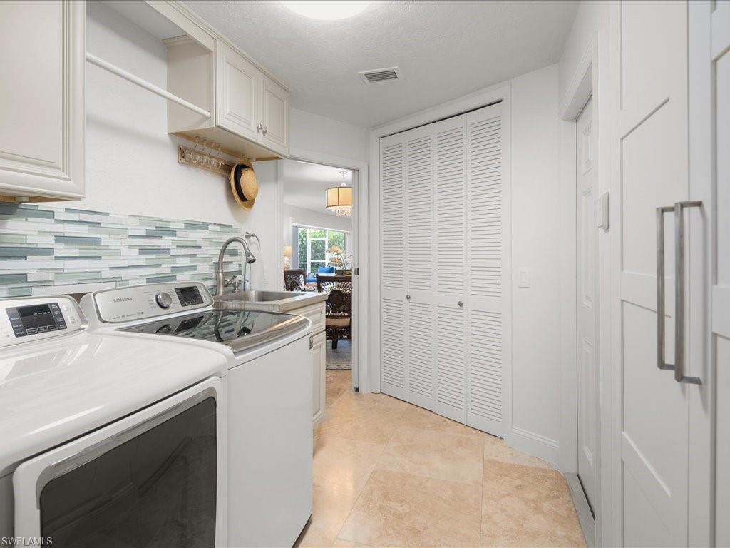 755 Southern Pines DR