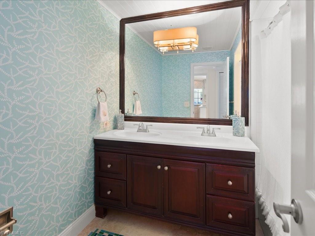 755 Southern Pines DR