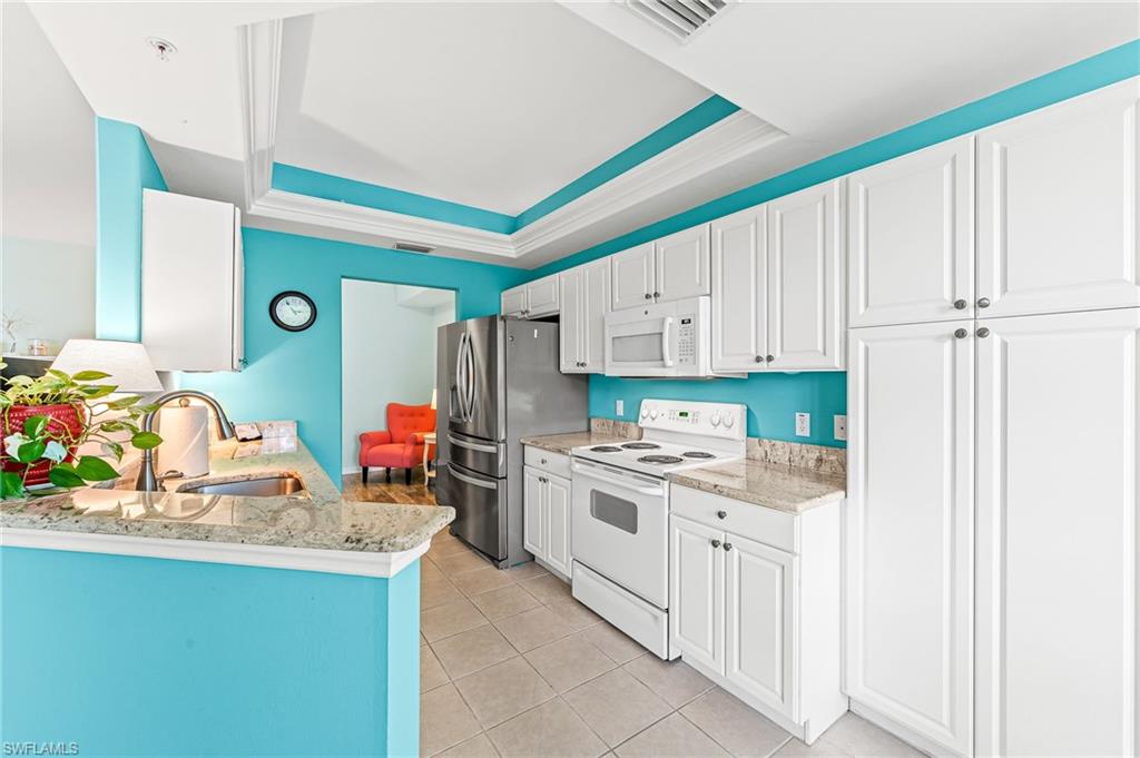 1320 Henley ST Unit: 2003