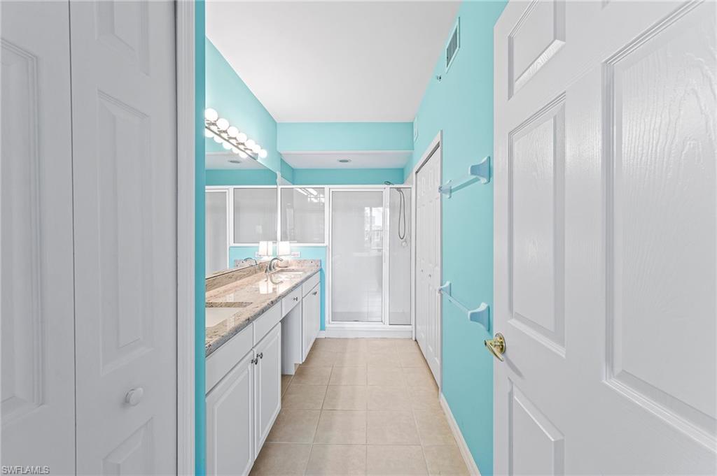 1320 Henley ST Unit: 2003