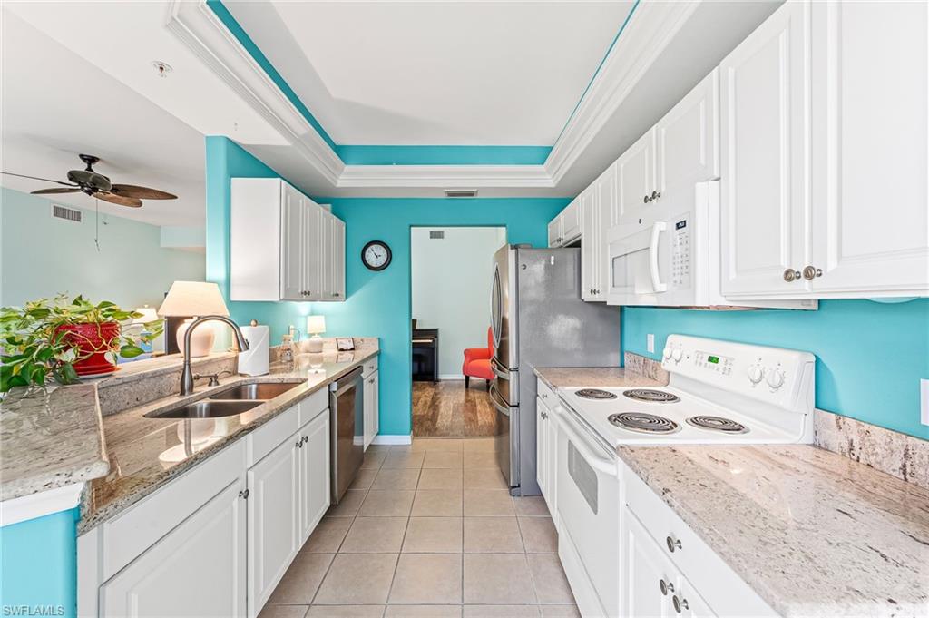 1320 Henley ST Unit: 2003