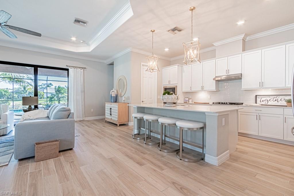 1858 Mustique ST
